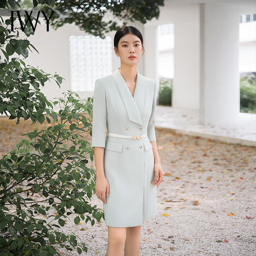 IWY/夏季七分袖绿色连衣裙女双排扣修身美容师高级通勤西装裙Q14235 商品图3