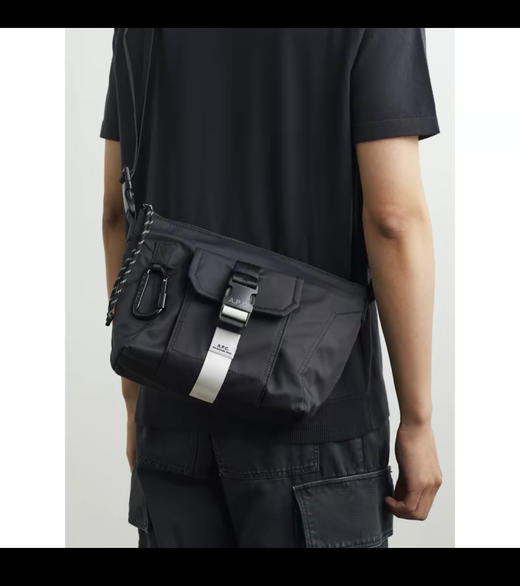 A.P.C 军事风 户外防泼水机能面料尼龙轻便斜挎胸包 PJ857 商品图4