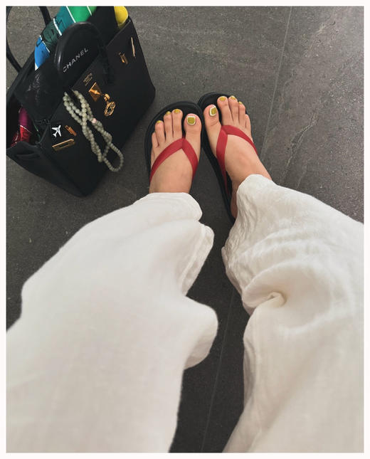 422-1 tr人字拖 沙滩拖 角度清奇 亲肤舒适跟脚 我穿37 商品图11