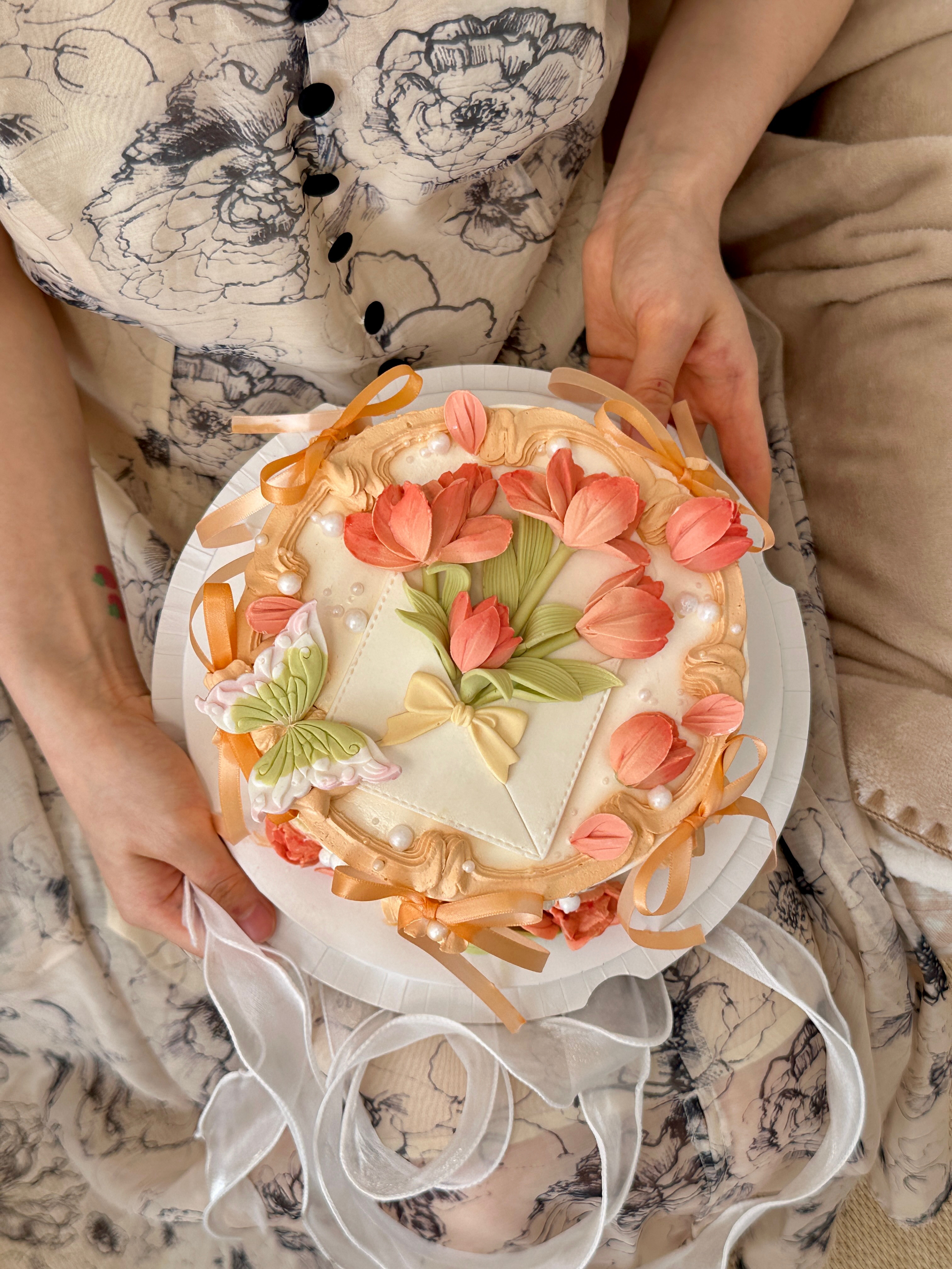 玉兰寄情巧克力刮刀花蛋糕