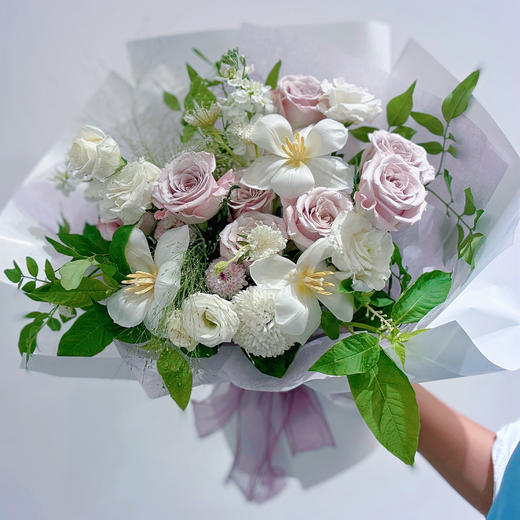 月光之下 (玫瑰曼塔混搭花束) 商品图2