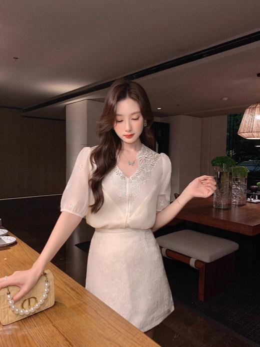 张心子【白玉雕琢】提花半身裙女短裙夏新款设计感小众高腰A字裙 U2404064 商品图10