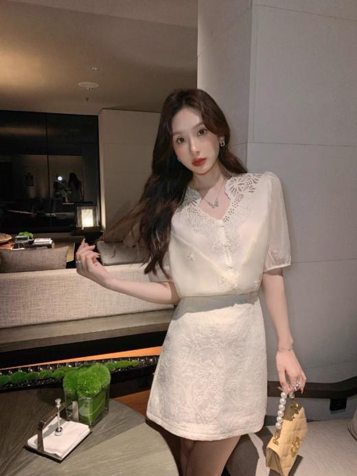 张心子【白玉雕琢】提花半身裙女短裙夏新款设计感小众高腰A字裙 U2404064 商品图6