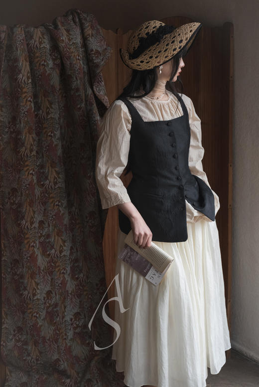 Mark Kenly Domino Tan  黑色TOVA肌理感系扣马甲 商品图8