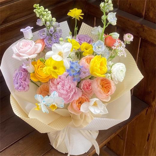 一瞬芳华--多巴胺色系花材随机/送朋友闺蜜爱人生日花礼 商品图0