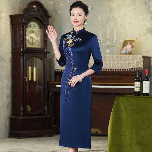 上海旗袍厂【9949】高贵喜婆婆婚宴装礼服气质年轻妈妈喜服醋酸旗袍平时可穿 商品图1