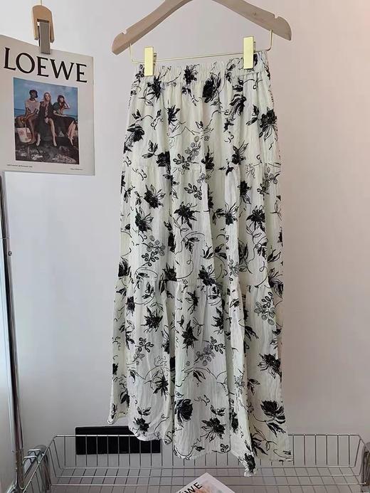 促-8851 花朵中长松紧腰百搭半裙-喜出 商品图1