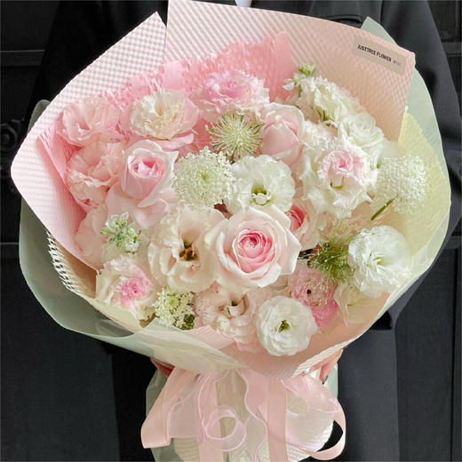 爱的魔法--粉玫瑰混搭花束 商品图0