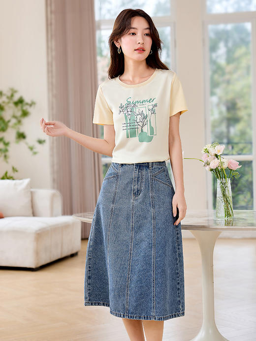 【专属特价】熙世界2025夏季新款小清新植物花卉印花T恤女短袖圆领体恤衫上衣 商品图2