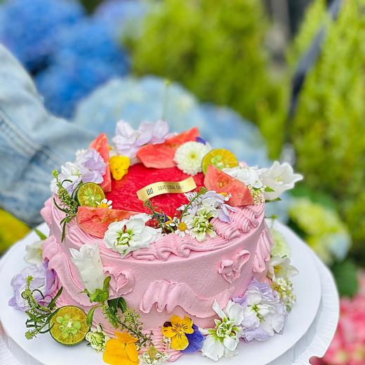 多彩芭乐 · 奶油蛋糕 （鲜花装饰随季节变换） 商品图0