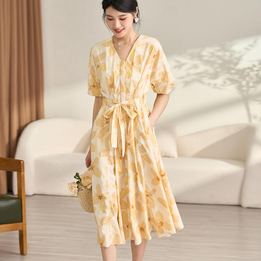 剩S/M/XL 米思阳2024夏季新款法式优雅气质短袖连衣裙时尚收腰大摆裙女2317 商品图1