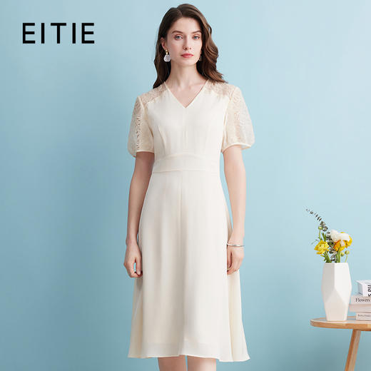 EITIE爱特爱夏季新款优雅气质镂空蕾丝泡泡袖收腰连衣裙女7407113 商品图0