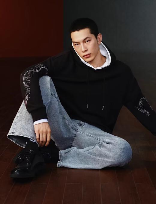 CK 牛仔裤男  J324991-1AA . 商品图4