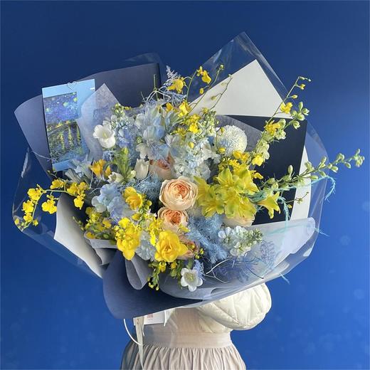 幸运女神--玫瑰混搭花束撞色系高级花礼送领导长辈爱人闺蜜 商品图0