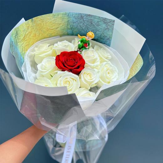 小王子花束--12支玫瑰花束 商品图1