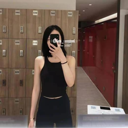 点此购买 lululemon | Ebb To Street女士短款运动背心 sp 286204 商品图2