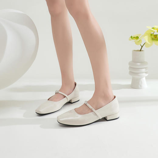 Safiya/索菲娅2024新款法式复古方头水钻一字扣玛丽珍单鞋 SF43111413 商品图12