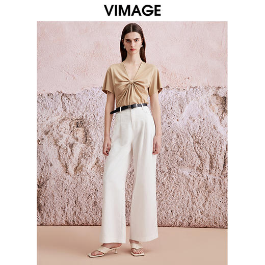 VIMAGE纬漫纪夏季新款V领扭结设计气质高级感上衣V2113722 商品图1