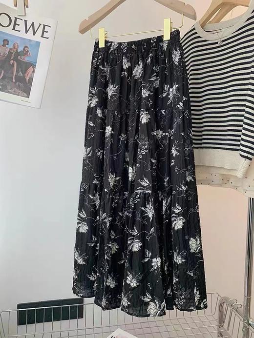 促-8851 花朵中长松紧腰百搭半裙-喜出 商品图2