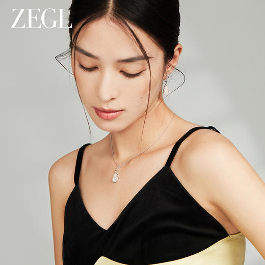 ZEGL设计师925银母亲节礼物白玉髓项链女款2024新款小葫芦锁骨链 商品图3
