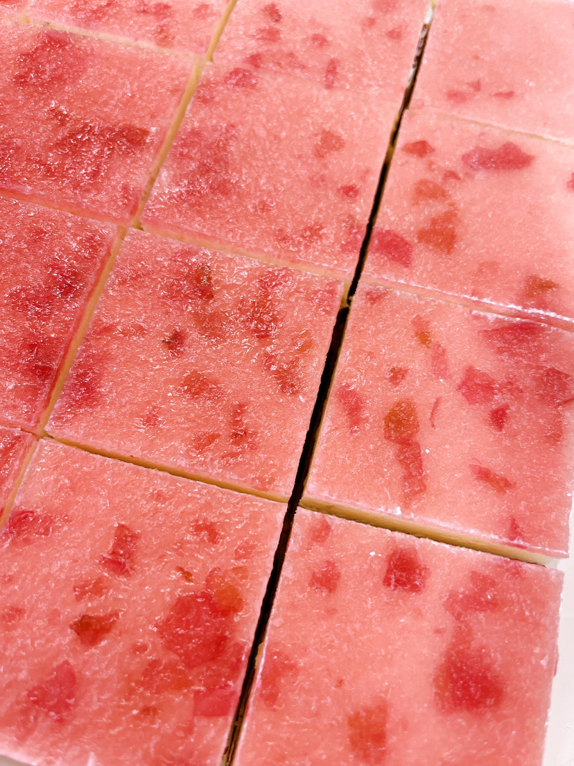 玫瑰荔枝慕斯蛋糕