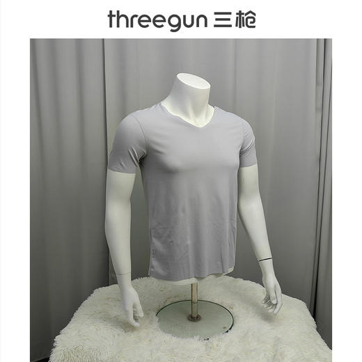 Threegun三枪【匠心系列-120支丝柔皮马棉】无痕V领短袖男士T恤衫-22815A921 商品图1