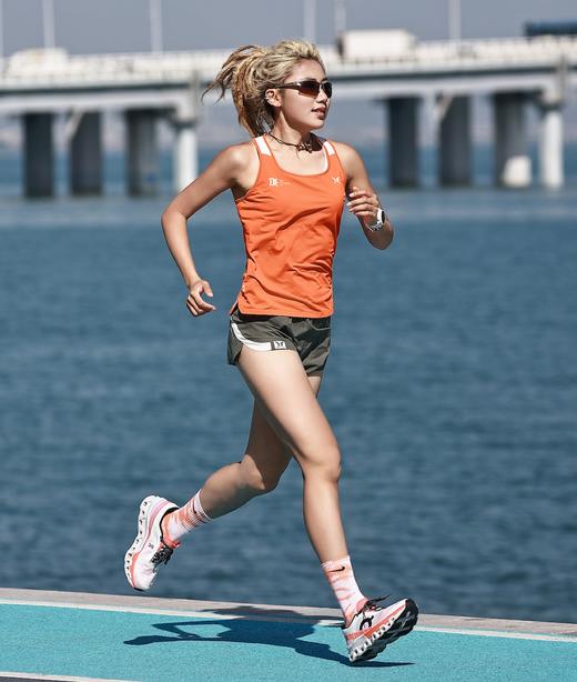 BODYWIT赤乌pro4代女马拉松背心 商品图6