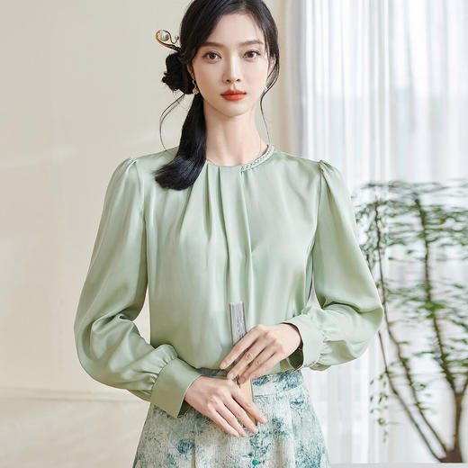 米思阳2026春季新款简约设计感醋纤衬衫褶皱透气上衣女1859 商品图0