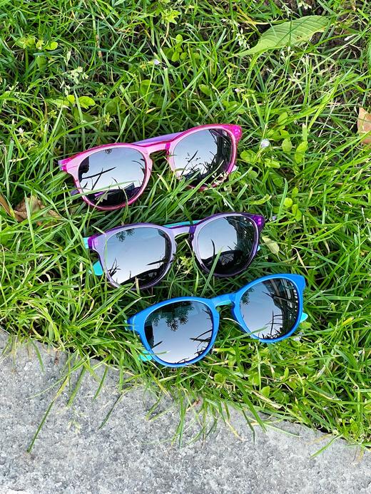 花花团篙端定制——国际Yi线da牌眼镜墨镜👓代工厂源头工厂，价格给姐妹们打下来啦！！意大利板材 经典GM、巴黎S家、Pra*da各大品牌同款时尚复古改良款 材质轻巧款式时髦 明星同款男女同款儿童款 商品图3