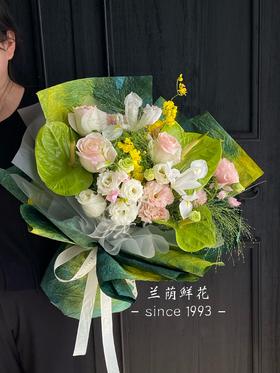 【春意】绿掌鸢尾混搭花束/ 送花到家 / 小寨花店