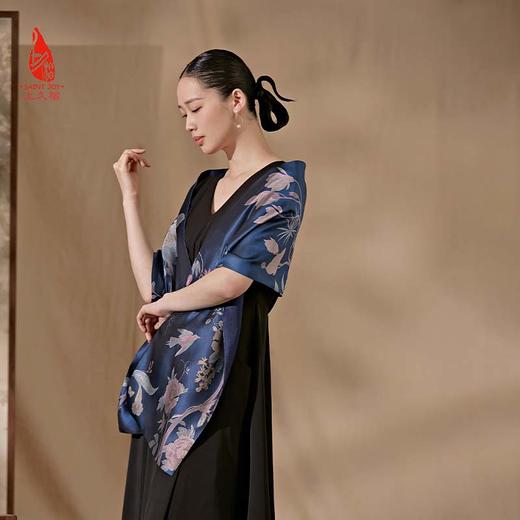 SAINTJOY/上久楷 女士宋锦双面长巾 围巾 瑶林百花 SCS23009 商品图3