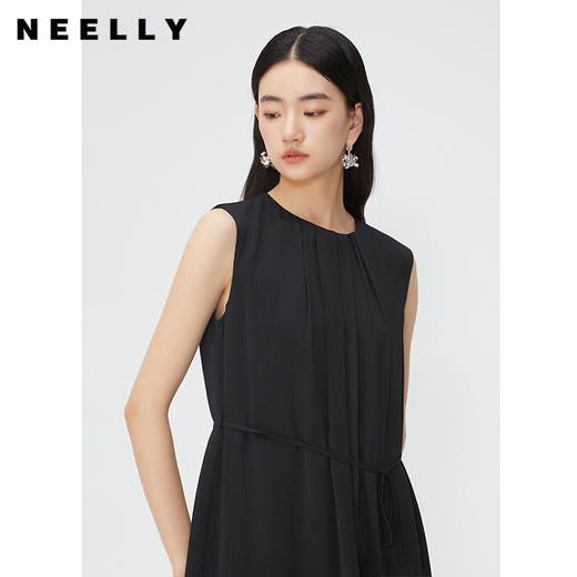 NEELLY纳俪商场同款桑蚕丝圆领无袖简约连衣裙女系带收腰显瘦裙子N24045Y01108 商品图2