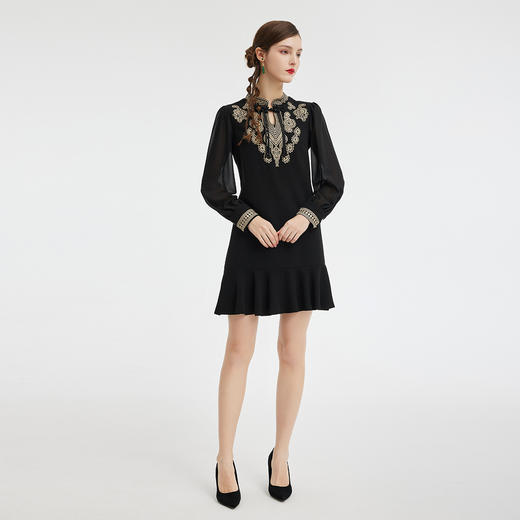 PF835斯尔丽2024新款新中式国风绣花盘扣改良拼接荷叶边裙摆显瘦连衣裙 商品图3