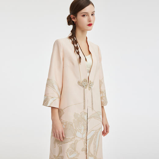 RE0A2斯尔丽2024春季新款优雅国潮定位提花宽松气质女式外套 商品图2