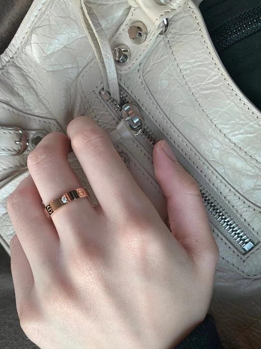 卡地经典低调简约戒圈  𝐥𝐨𝐯𝐞经典系列钛钢+‌V金+‫施华洛钻 商品图8