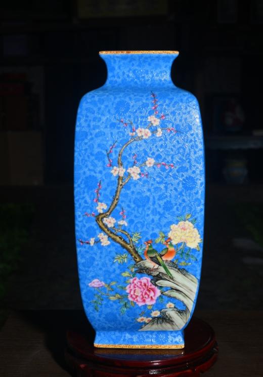 蓝地扒花花鸟四方瓶 商品图0