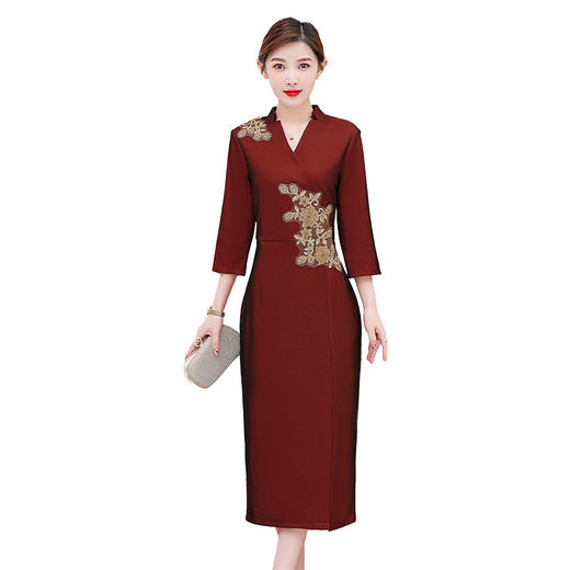 AHM-7633喜婆婆婚宴装旗袍礼服裙新款重工绣花酒红色连衣裙 商品图4