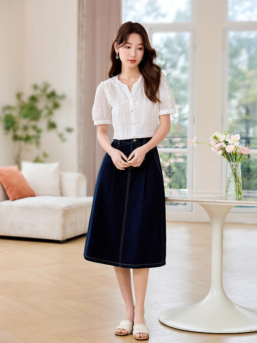 【专属好价】熙世界法式白衬衫短袖2025夏装新款气质刺绣衬衣泡泡袖纯棉上衣 商品图2