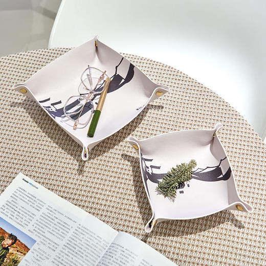 吴冠中 大宅 墙上姻亲 都市之恋 系列 纸巾盒  收纳盘两件套 商品图3