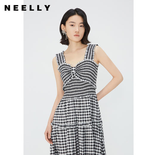 NEELLY纳俪商场同款黑白格吊带连衣裙女莱赛尔收腰显瘦度假风裙子N24051Y01146 商品图2