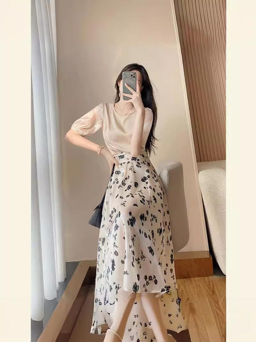 御姐轻熟风港味冷淡高级感套装法式茶歇名媛长裙绝美碎花连衣裙夏-ym 商品图0