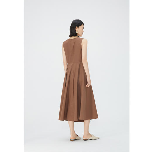 NEELLY纳俪商场同款棕色无袖连衣裙女夏季简约通勤显瘦休闲中长裙N24051Y01142 商品图3