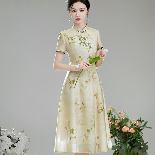XGT联竹2024夏装新中式国风刺绣花复古女装改良修身旗袍连衣裙 商品图1