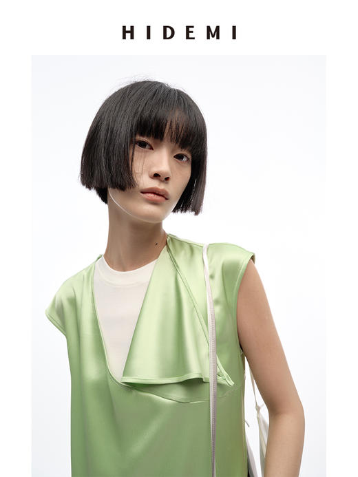 HIDEMI 极简不对称纽扣镂空设计感无袖缎面系列连衣裙/上衣 商品图3
