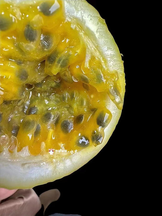 新品种百香果，超软籽！鲜甜可口，芳香四溢，Vc爆棚，美白抗流感利器。 商品图1