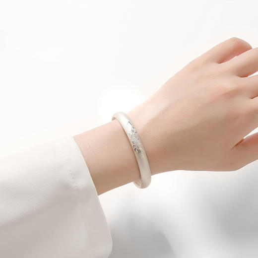 莲韵心经银手镯 商品图2