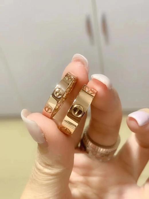 卡地经典低调简约戒圈  𝐥𝐨𝐯𝐞经典系列钛钢+‌V金+‫施华洛钻 商品图3