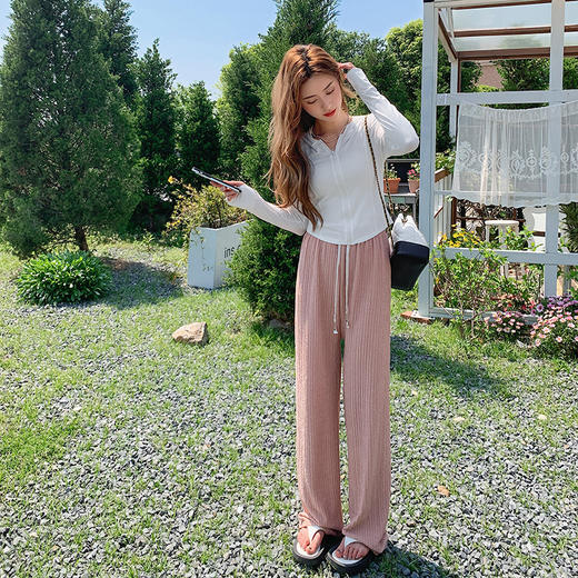 【防晒显瘦两不误】 冰丝防晒衣女款夏季连帽新款设计感 凉感透气 修饰身形 显瘦显腰细 防紫外线UPF50+高倍防晒 商品图5