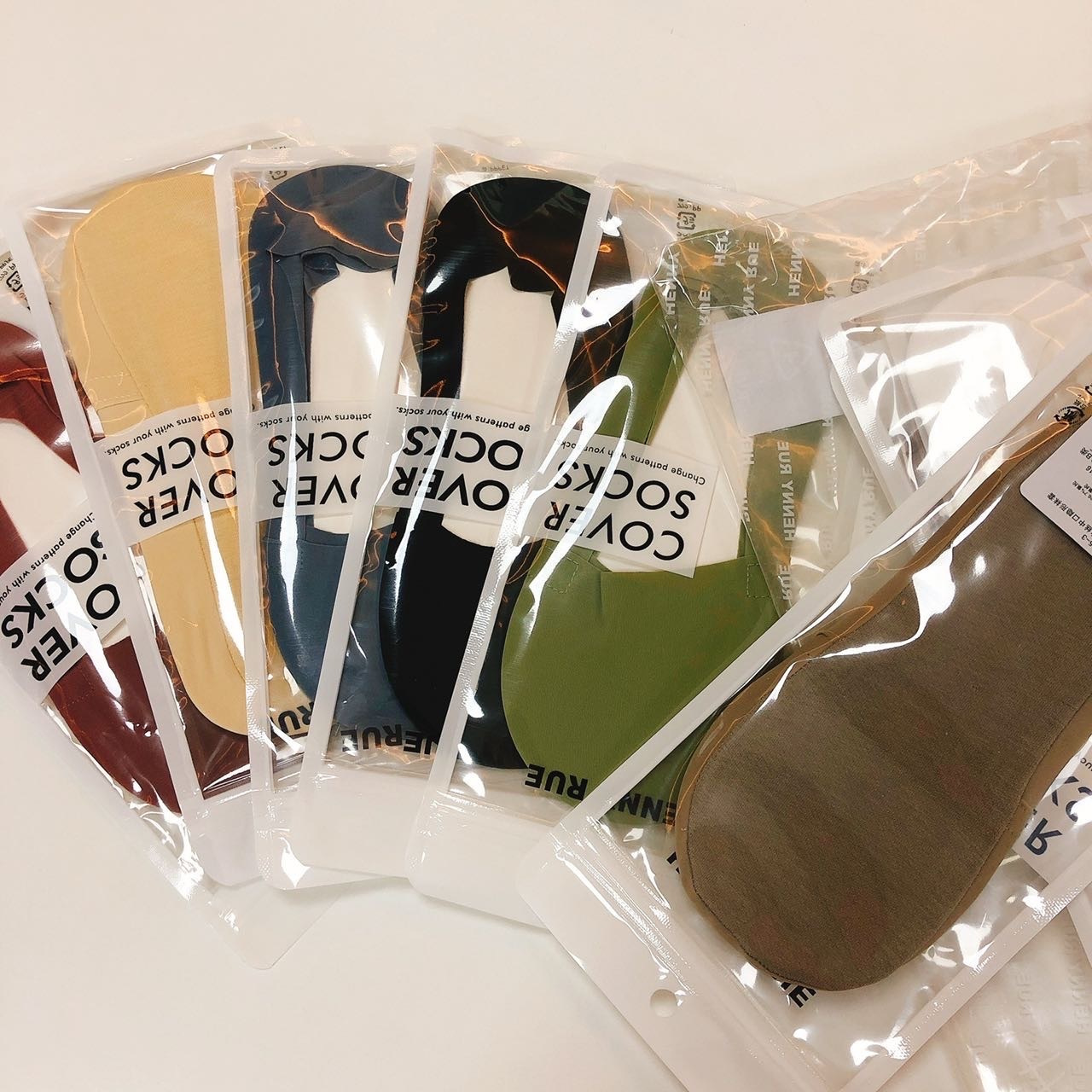 【点点真会选】【品牌直发】6双39.9，夏日隐形冰丝船袜！专柜正品hennyrue亨尼熊，透气、耐磨、不掉跟！女款9色，男款4色！ ✅弹力超好的浅口袜，窄脚、宽脚都不勒