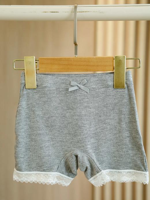 【板牙】36.9元到手3条【盛特士女童薄款安全裤盲盒】透气凉快贴肤像没穿一样❗简边款&蕾丝花边款盲盒式随机发 莫代尔面料舒适贴身，透气排湿 活性印染工艺，不掉色 5A抗菌双层内档 商品图3